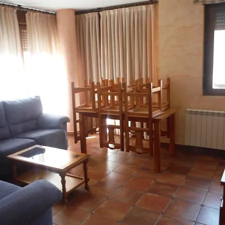 Horreos Posada De Valdeon